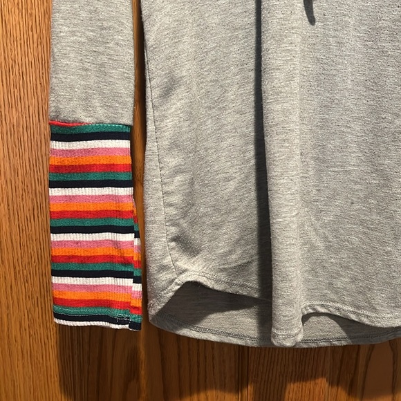 Long Sleeve Maternity Shirt - Picture 2 of 4